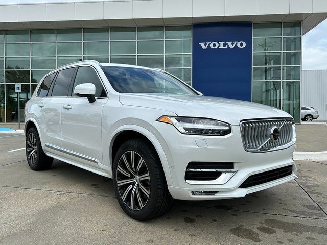 2025 Volvo XC90 Plus