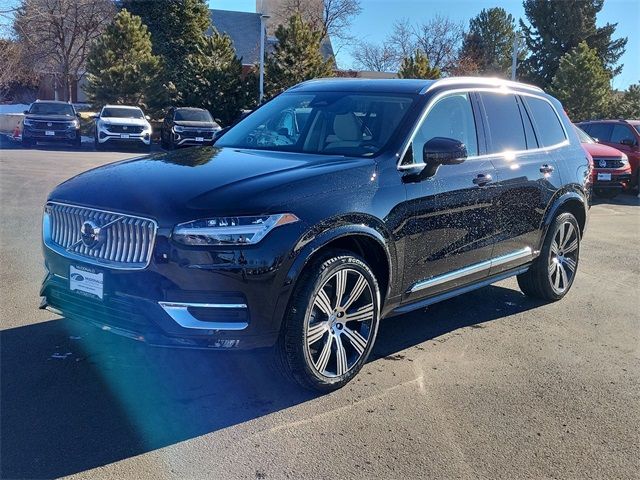 2025 Volvo XC90 Plus