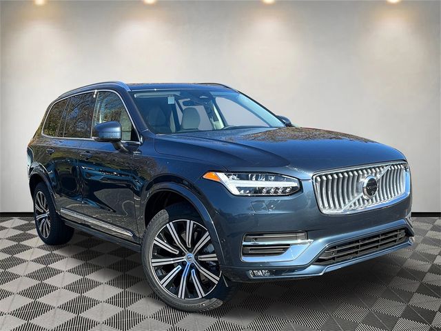 2025 Volvo XC90 Plus