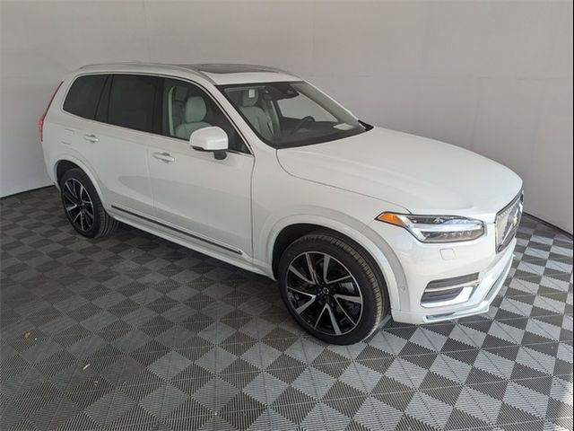 2025 Volvo XC90 Plus