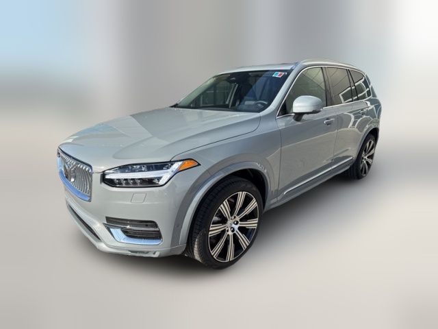 2025 Volvo XC90 Plus