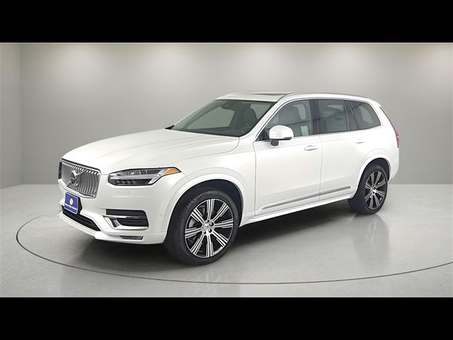 2025 Volvo XC90 Plus