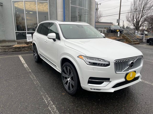 2025 Volvo XC90 Plus