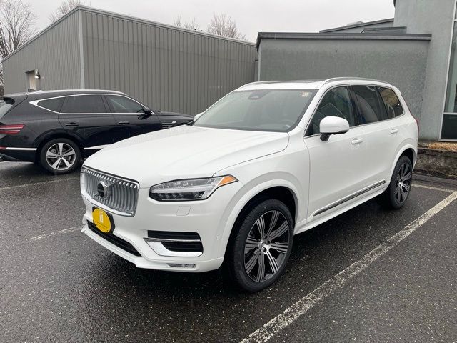 2025 Volvo XC90 Plus