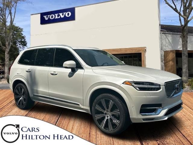 2025 Volvo XC90 Plus