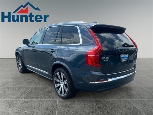 2025 Volvo XC90 Plus