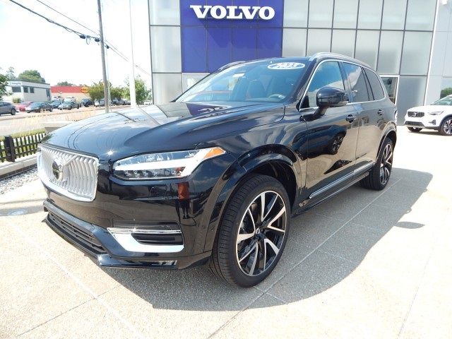 2025 Volvo XC90 Plus