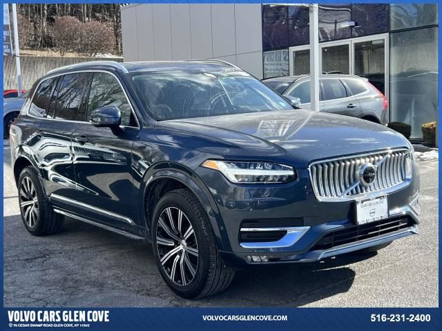 2025 Volvo XC90 Plus