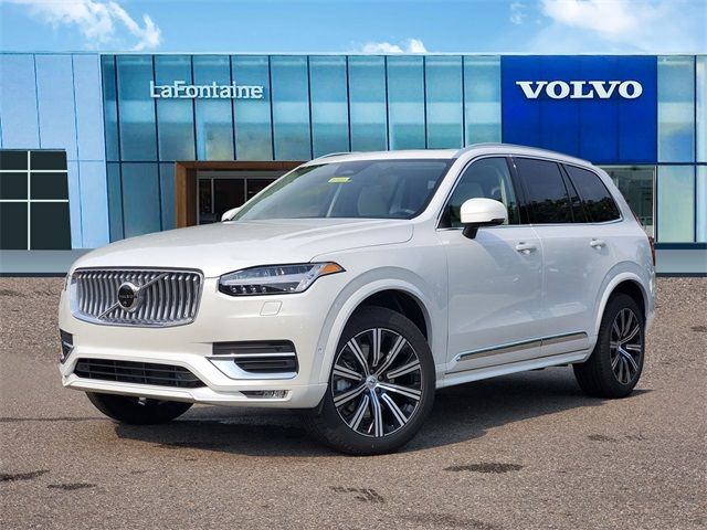 2025 Volvo XC90 Plus