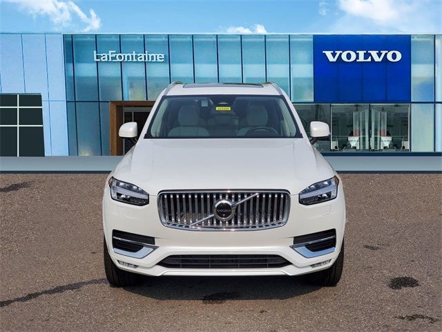 2025 Volvo XC90 Plus