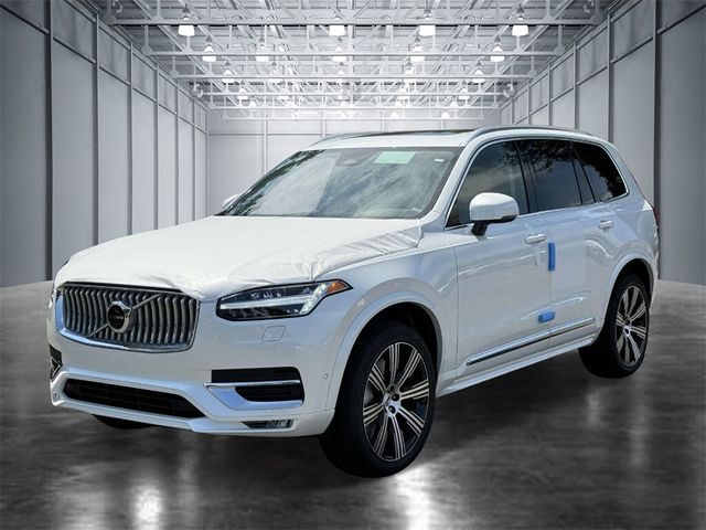 2025 Volvo XC90 Plus