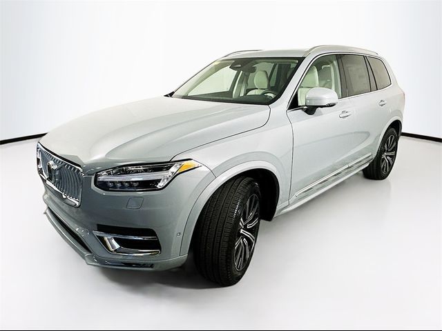 2025 Volvo XC90 Plus