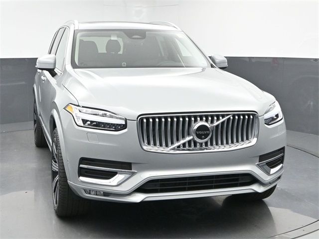 2025 Volvo XC90 Plus