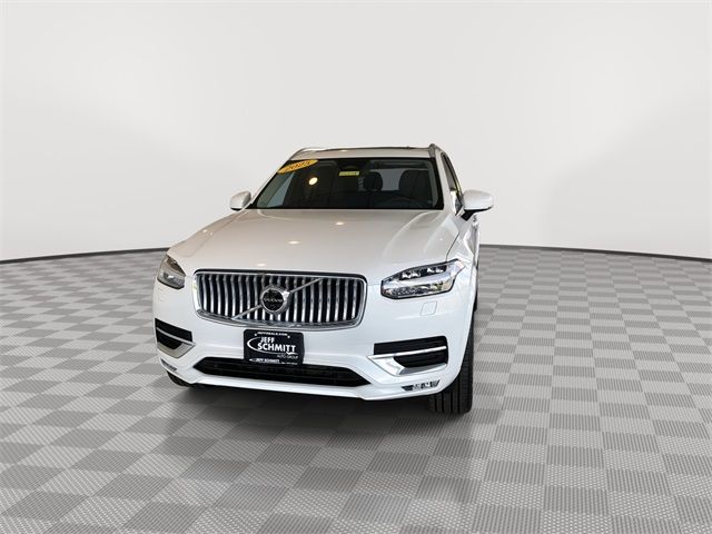2025 Volvo XC90 Plus