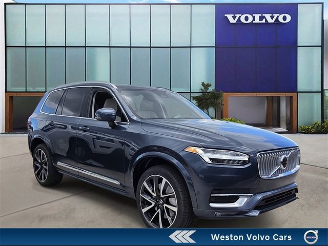 2025 Volvo XC90 Plus