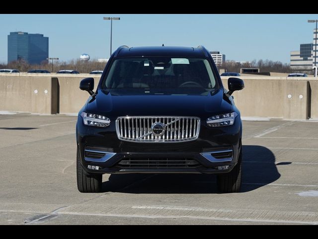 2025 Volvo XC90 Plus