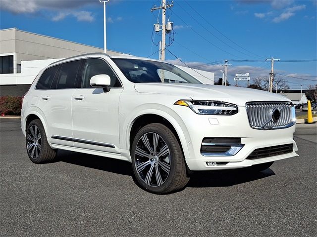 2025 Volvo XC90 Plus