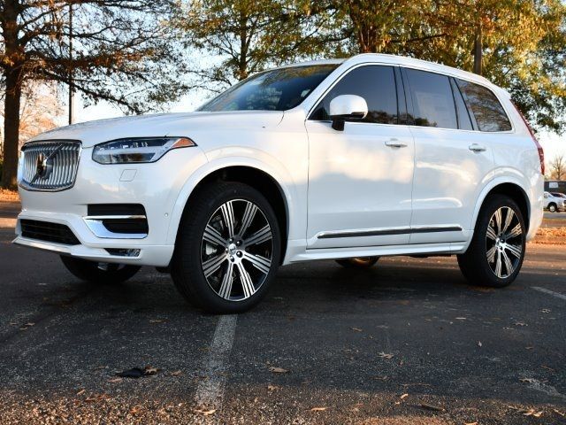 2025 Volvo XC90 Plus