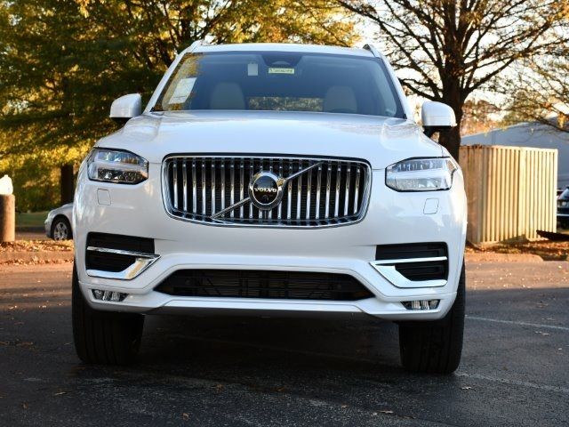 2025 Volvo XC90 Plus