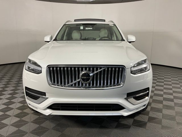 2025 Volvo XC90 Plus