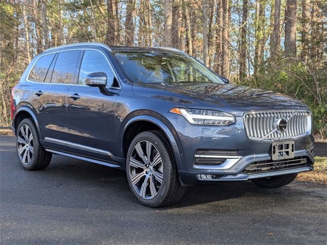 2025 Volvo XC90 Plus