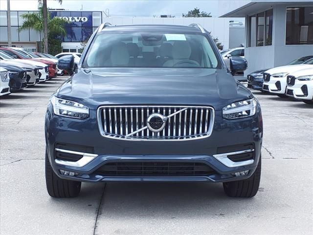 2025 Volvo XC90 Plus