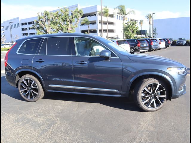 2025 Volvo XC90 Plus