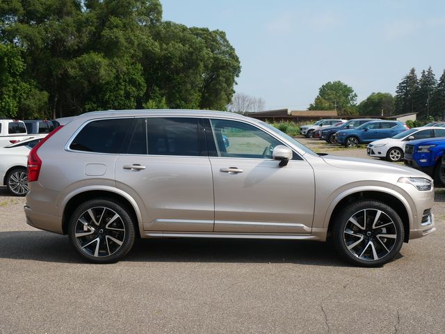 2025 Volvo XC90 Plus