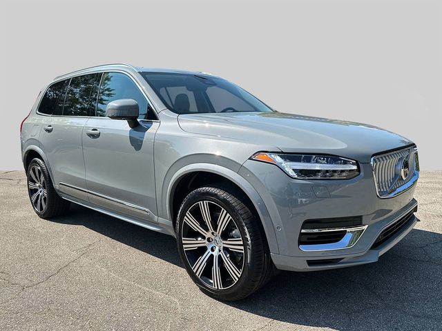 2025 Volvo XC90 Plus