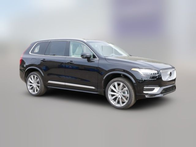 2025 Volvo XC90 Plus