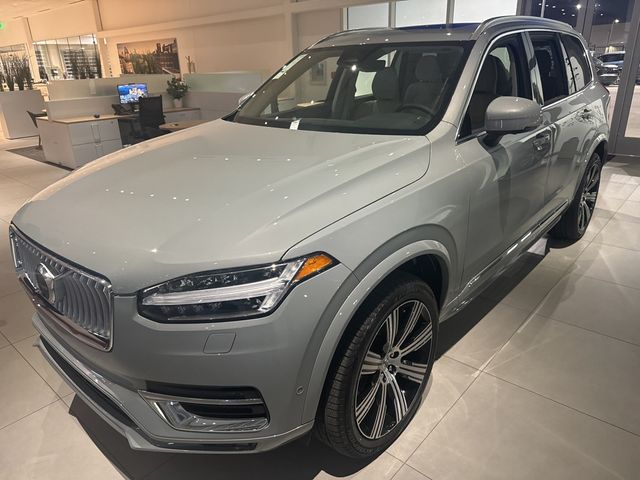 2025 Volvo XC90 Plus