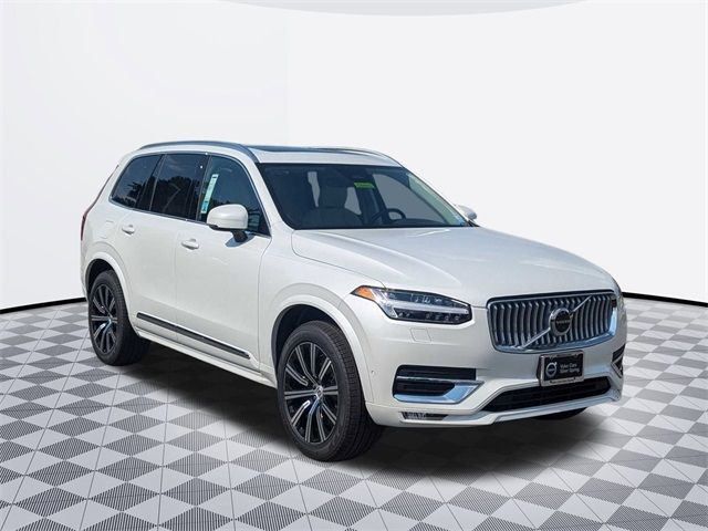 2025 Volvo XC90 Plus