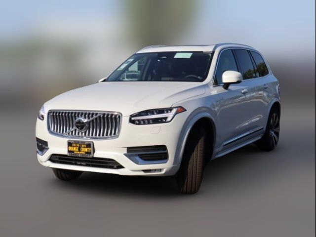 2025 Volvo XC90 Plus