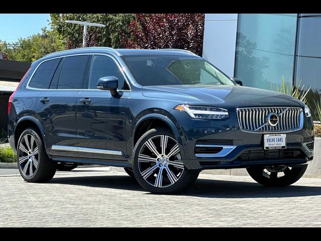 2025 Volvo XC90 Plug-In Hybrid Plus