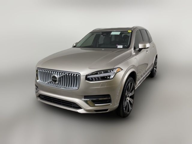 2025 Volvo XC90 Plug-In Hybrid Plus