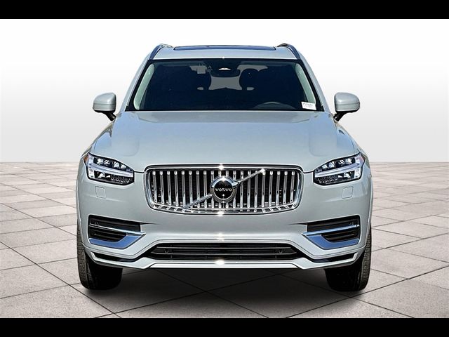 2025 Volvo XC90 Plug-In Hybrid Plus