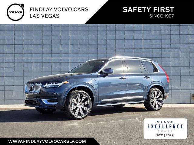 2025 Volvo XC90 Plug-In Hybrid Plus