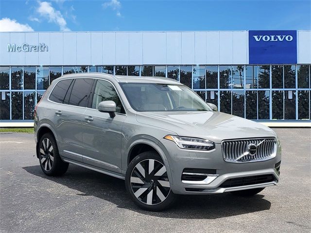 2025 Volvo XC90 Plug-In Hybrid Plus