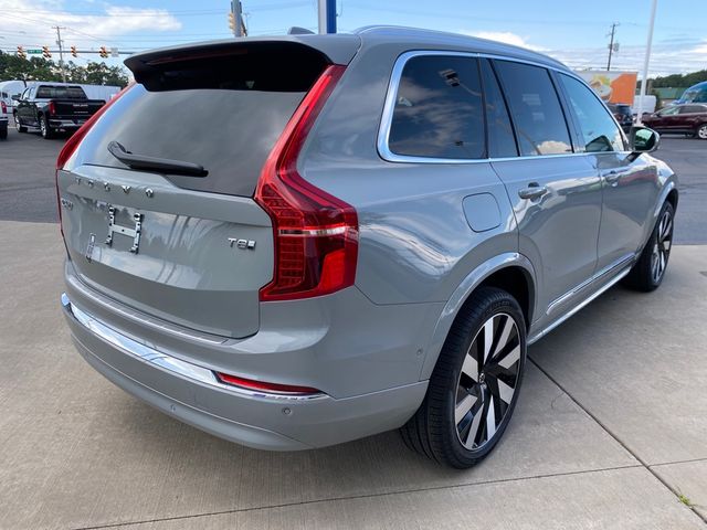 2025 Volvo XC90 Plug-In Hybrid Plus