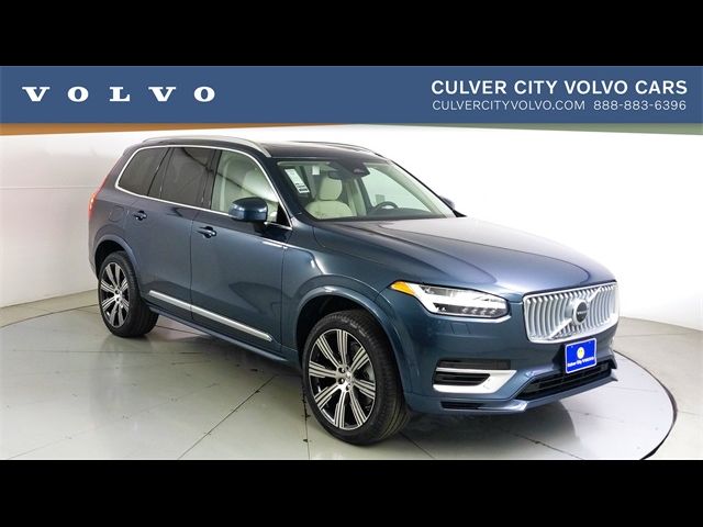 2025 Volvo XC90 Plug-In Hybrid Plus