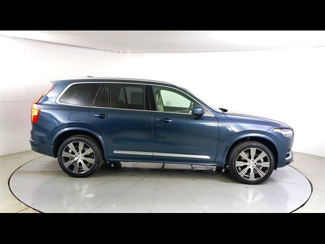 2025 Volvo XC90 Plug-In Hybrid Plus