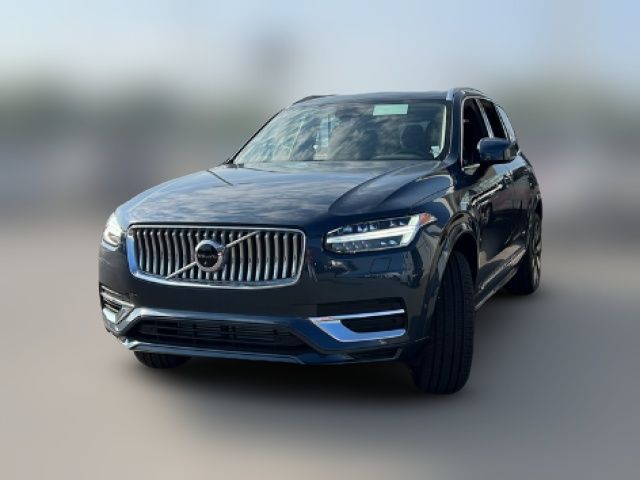 2025 Volvo XC90 Plug-In Hybrid Plus