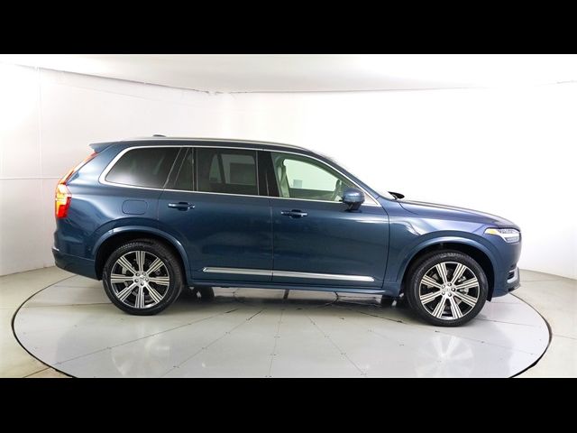 2025 Volvo XC90 Plug-In Hybrid Plus