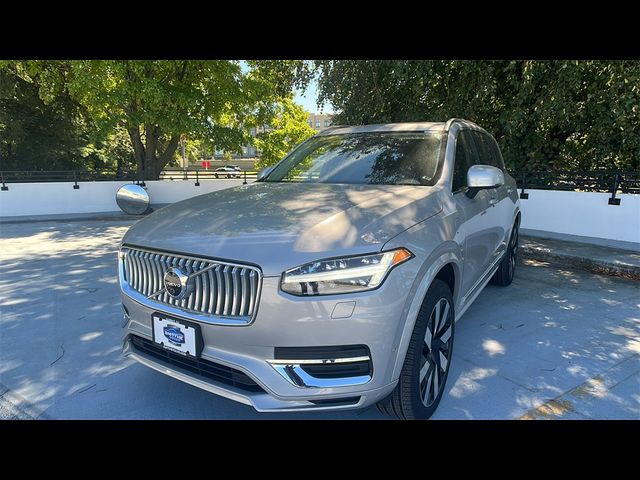 2025 Volvo XC90 Plug-In Hybrid Plus