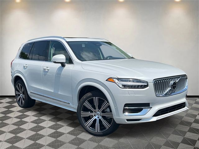 2025 Volvo XC90 Plug-In Hybrid Plus