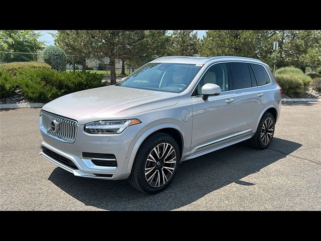 2025 Volvo XC90 Plug-In Hybrid Plus