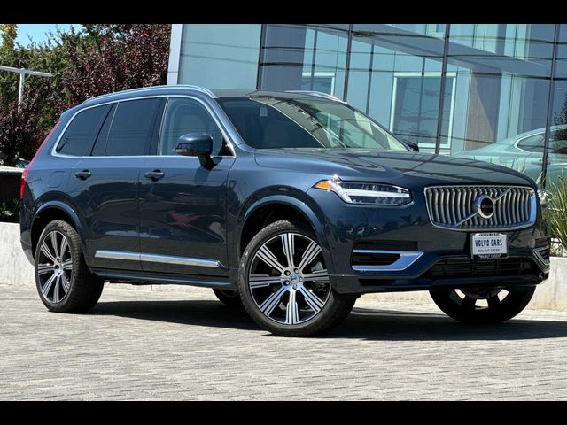 2025 Volvo XC90 Plug-In Hybrid Plus