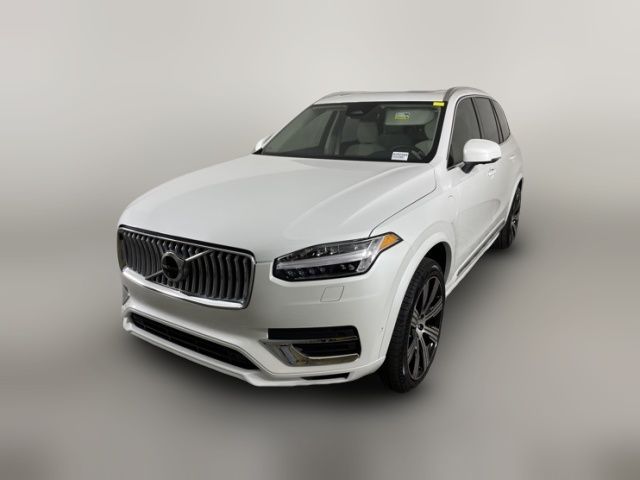 2025 Volvo XC90 Plug-In Hybrid Plus