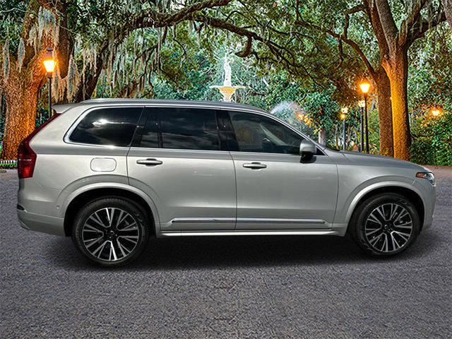 2025 Volvo XC90 Plug-In Hybrid Plus