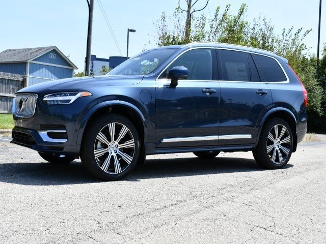 2025 Volvo XC90 Plug-In Hybrid Plus